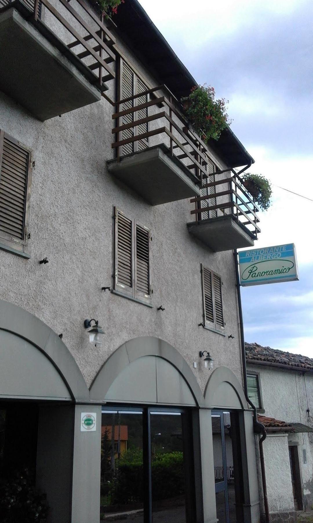 Hotel Panoramico Corfino Exterior foto